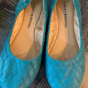 6M Lucky Brand Teal Flats